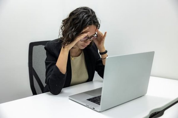 How to maintain mental wellness in the workplace